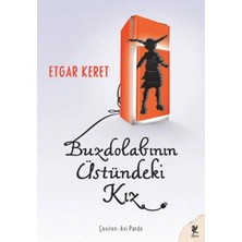 Elivora Buzdolabının Üstündeki Kız
