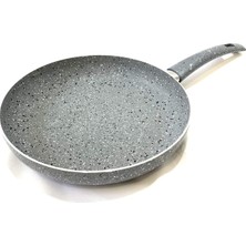 Döküm Kızartma Tavası Metal Saplı 24 cm Kırmızı