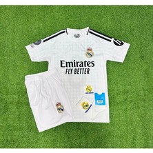 Ozsports Real Madrid 2024/25 Yeni Sezon Federico Valverde Iç Saha Çocuk Forması 4'lü Set