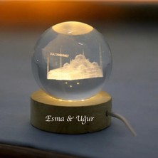 St. Morritz Kişiye Özel Işıklı Ahşap Sultanahmet Kristal Cam Küre 6cm