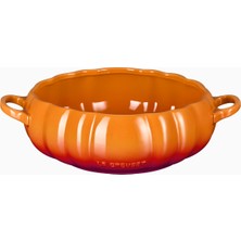 Le Creuset Stoneware Kabak Formlu Servis Kasesi