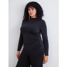 Lc Waikiki Yeni Sezon Büyük Beden Dik Yaka Büzgülü Kadın Body