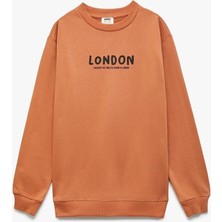 Koton Erkek Çocuk Pamuklu Uzun Kollu Bisiklet Yaka Baskılı Şardonlu Oversize Sweatshirt