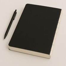 Odea Özel Tasarım Siyah Kraft Kapaklı A4 Defter, 180 Derece Açılabilir, %100 El Işçiliği
