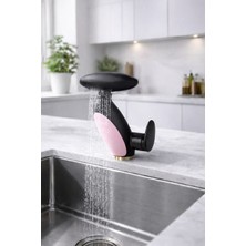 Lumindra LED Işıklı Penguen Lavabo Bataryası - Uzatılabilir Spiralli Şelale Akışlı Siyah Banyo Musluğu