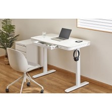 Odea Voltix Elektrikli Çalışma Masası Yüksekliği Ayarlanabilir Ofis Masası Hafızalı 1x Type-C 1x Usb-A ve Wireless Şarj Destekli Şık Modern Bilgisayar Masası