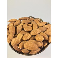 Çiğ Badem Içi 1 kg