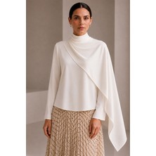 Zühre Şal Detaylı Ekru Bluz 0146 Bluz Polyester Malzemeden Modern Oversize Kesim Özellikli