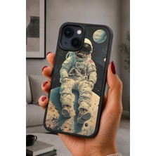 BG AKSESUAR iPhone 14 Plus Uyumlu Gezegen Desenli Kamera Korumalı Darbelere Dayanıklı Kılıf