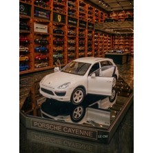 Oyuncak Sahili Porsche Cayenne Turbo 1.36 Diecast Orjinal 12cm Metal Kutuda Orjnal Araba Çekbırak Kapılar Açılır Metalic Beyaz Cayen