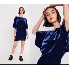 Nake Butik Kadınyarasa Kollu Kadife Mini Elbise