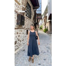 Niora Omuz Lastik Detaylı Elbise