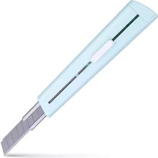 Deli Plastik Kaplı Metal Dar Maket Bıçağı 9 mm E2038