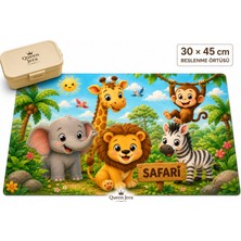 Queen Jera Safari Hayvanları Desenli Beslenme Örtüsü 30X45 cm Yıkanabilir Kumaş