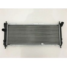 Behr Opel / Corsa B 1.4 16 Valf Su Radyatörü