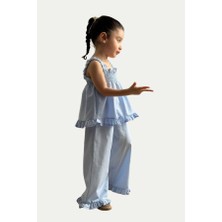 BoyBoy Kidswear Kız Çocuk Fırfır Detaylı Askılı Bluz ve Pantolon Takım Mavi