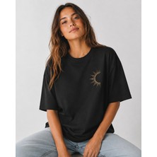 CC Collection Kadın Güneş Baskılı Oversize Tişört Siyah Beyaz Bisiklet Yaka