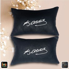 Moontime Alaçatı Atatürk Yazılı Oto Araç Boyun Yastığı Ortopedik Yastık Siyah Kumaş Baskılı 2 Adet 16X27CM