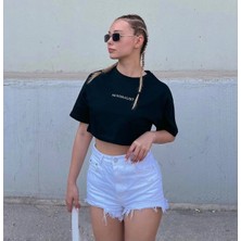 Tarzsokak Kadın Siyah Minimalist Baskılı Oversize Crop