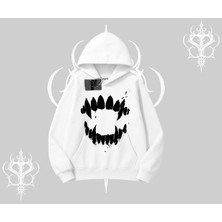 Tarzsokak Beyaz Kapşonlu Sweatshirt Vampir Dış