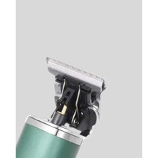 Uravas Store Profesyonel Şarjlı Tıraş Makinesi – 180 Dakika Kullanım, 2.5 Saat Hızlı Şarj, Evrensel USB Şarj Girişli