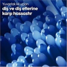 Pro-Expert Clinical Derinlemesine Temizlik Diş Fırçası, Orta Sertlik