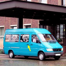 Sağ Orta Sürgülü Dış Kapı Kolu A9017600459 Mercedes Sprinter ile Uyumlu 1995-2006