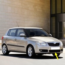 Ön Tampon Alt Orta Izgara 5J0853677 Skoda Fabia 2 ile Uyumlu 2007-2010
