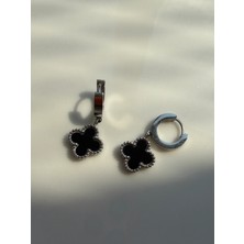 Stainles Steel Silver Siyah Yonca Figürlü Asimetrik Küpe