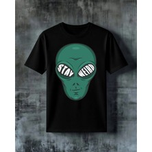 Comvicho Stay Weird Uzayli Baskılı Oversize Tişört