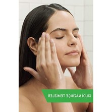 Esranın Dünyası Nemlendiren Temizleyici - 236 ml