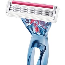 Esranın Dünyası Kadın Tıraş Bıçağı - Oynar Başlıklı, Aloe Vera ile Zenginleştirilmiş