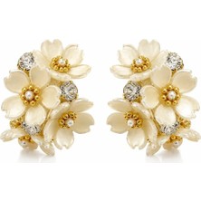 Lovecharm Gold Çiçek & Inci Detaylı Kristal Taşlı Statement Küpe | Şık ve Gösterişli Kadın Küpe ✨