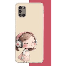 Aksesuarist Samsung Galaxy A31 Uyumlu Pembe Kulaklıklı Kız.jpeg Baskılı Silikon Kılıf