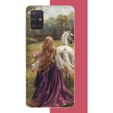 Aksesuarist Samsung Galaxy A51 Uyumlu Mor Elbiseli Kadın Baskılı Silikon Kılıf