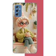 Aksesuarist Samsung Galaxy M52 Uyumlu Cafede Oturan Kız Baskılı Silikon Kılıf