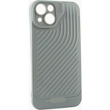 Bijuteri Net iPhone 15 6.1 Çizgili Lüx Gear Silikon Kılıf