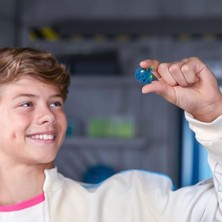 Frefly Store Deney Seti - Su Ekleyerek Test Tüpü ile Oyun, 5 Koleksiyon Karakteri