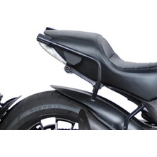 Shad 3p Ducati Diavel Yan Çanta Demiri D0DV14IF