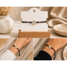 Bymiel H Harfli Siyah Ipli Ayarlanabilir Bileklik Gold Renk Yuvarlak Harf Detaylı Unisex Model