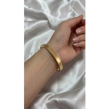 Bymiel Gold Çizgili Desenli Çelik Kelepçe Bileklik – Kadın 316L Paslanmaz Çelik Minimal Bileklik