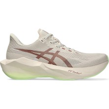 Asics  Novablast 6 Kadın Bej Koşu Ayakkabısı 1012C008-700