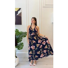 Shın Butik Shın Lacivert Çiçek Desenli Boyundan Bağlamalı Uzun Elbise