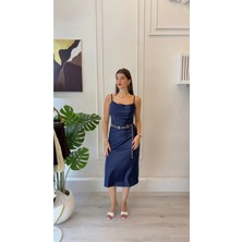 Shın Butik Shın Degaje Yaka Saten Midi Elbise
