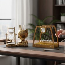 Keyfim Shop Kişiye Özel Dekoratif Ahşap Newton Beşiği Masaüstü Saatli Biblo – Klasik Tasarım Ofis ve Çalışma Masası Dekoru
