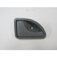Fam RENAULT KANGOO- 2- CLASSİC- 03/12; ÖN KAPI İÇ AÇMA KOLU SOL GRİ 8200259376