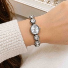 Engineer's Accessories Taşlı Lüks Kadın Saati Gümüş