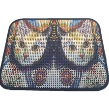 ‎Miapet Miapet Elekli Desenli Kedi Tuvalet Önü Paspası 60 x 45 cm Beyaz Kedi