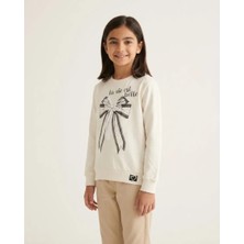 Beyaz – Fiyonk Baskılı Dantel Işlemeli Kız Sweat
