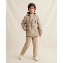 Bej – Cool Baskılı Fermuarlı Cepli Erkek Yağmurluk